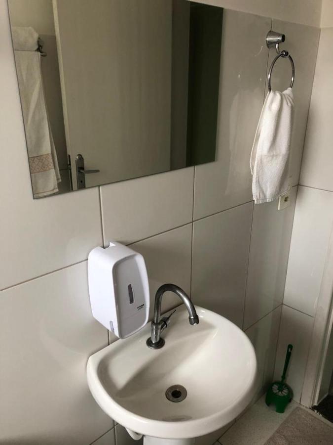 Hostel E Pousada Londrina Rodoviaria Centro Quartos Individuais Com Chave E Wi-Fi المظهر الخارجي الصورة