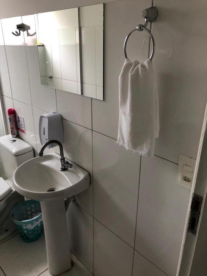 Hostel E Pousada Londrina Rodoviaria Centro Quartos Individuais Com Chave E Wi-Fi المظهر الخارجي الصورة